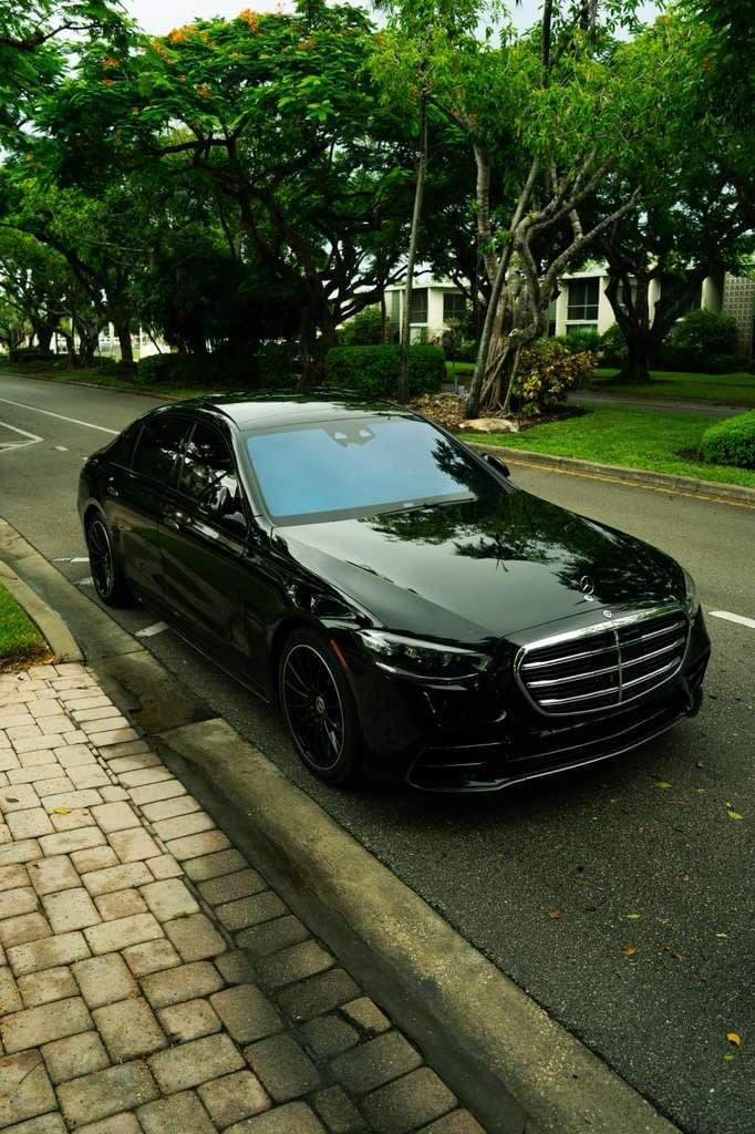 2023 Mercedes Benz s500 4matic AMG package